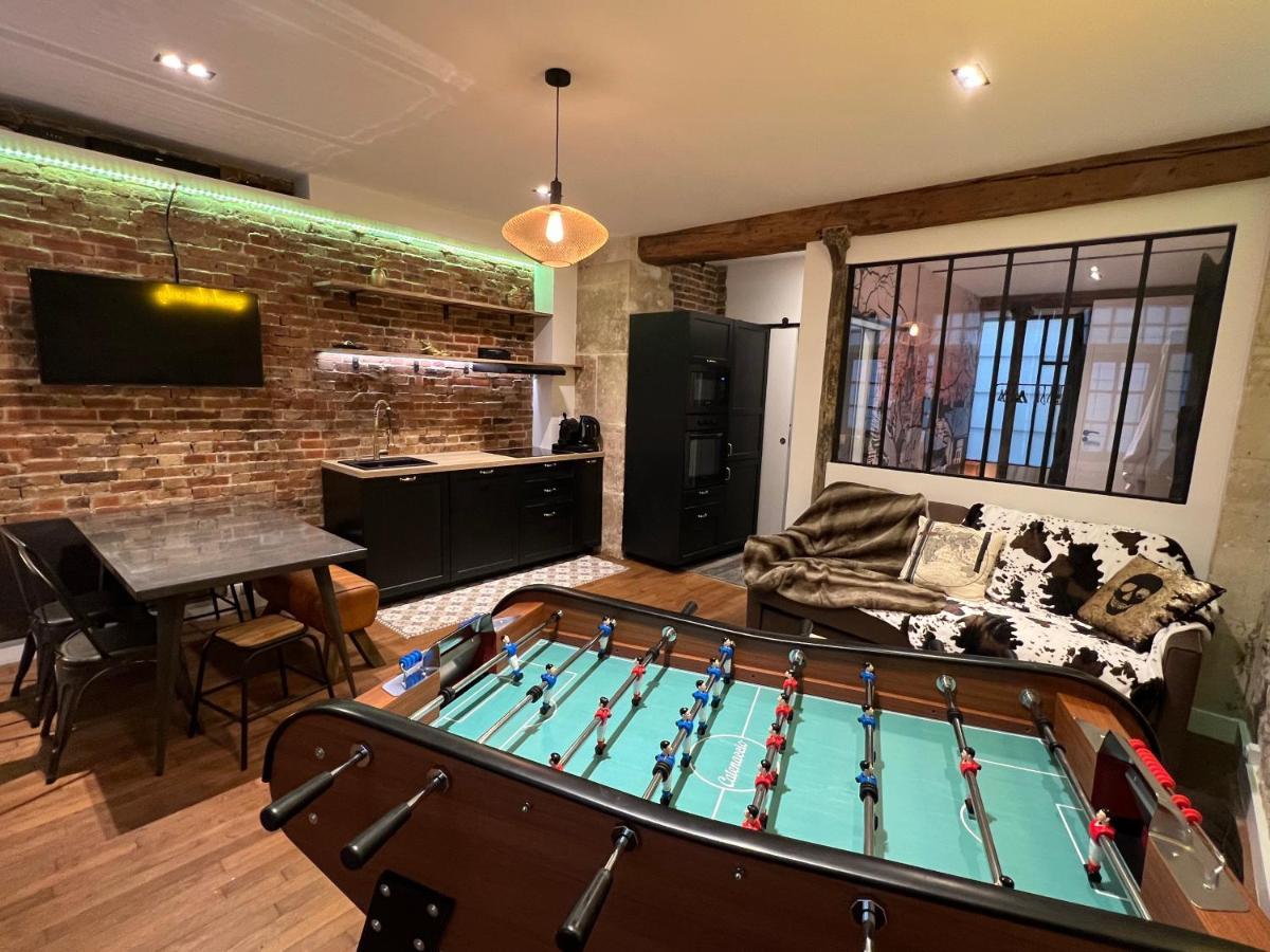 Good Vibes Luxurious Loft In Paris 11Th, With Ac & Table Football ภายนอก รูปภาพ