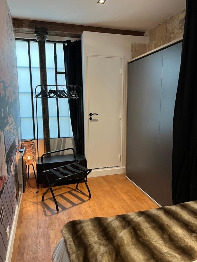 Good Vibes Luxurious Loft In Paris 11Th, With Ac & Table Football ภายนอก รูปภาพ